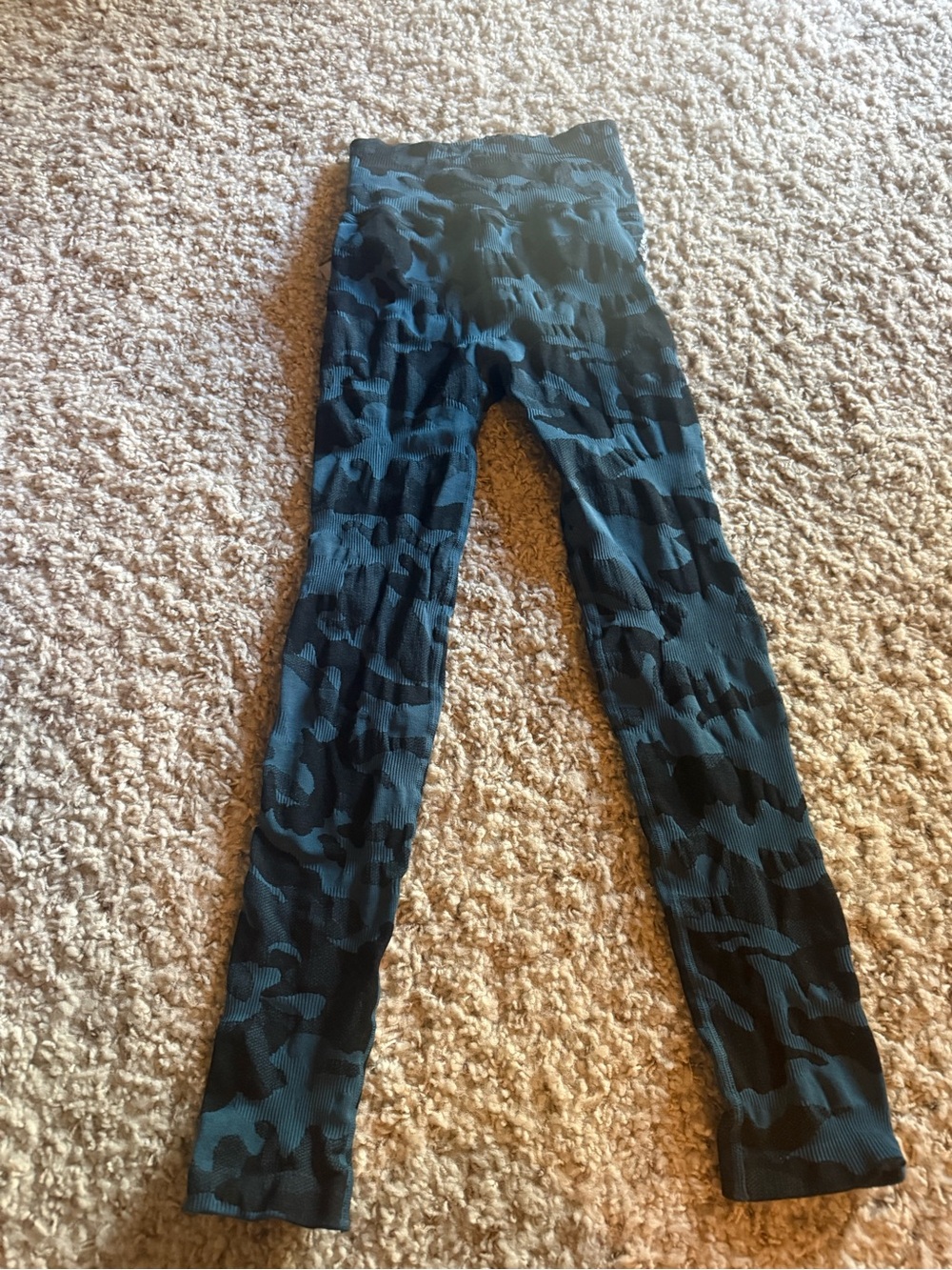 Free People Blue and Black Camo Leggings NWT